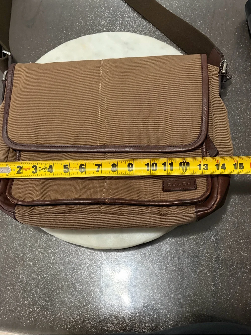 COACH Essex Canvas Crossbody Messenger Bag F70677 w/ Leather Trim Khaki Brown